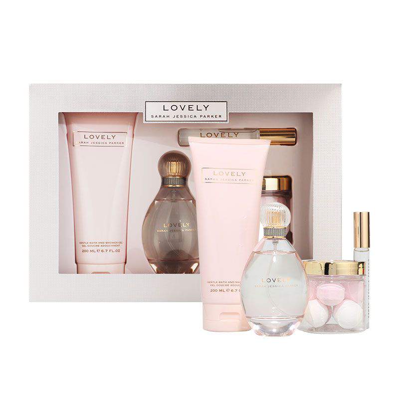 Sarah Jessica Parker Lovely Eau de Parfum 100ml + 10ml Spray + Bath Bombs Gift Set